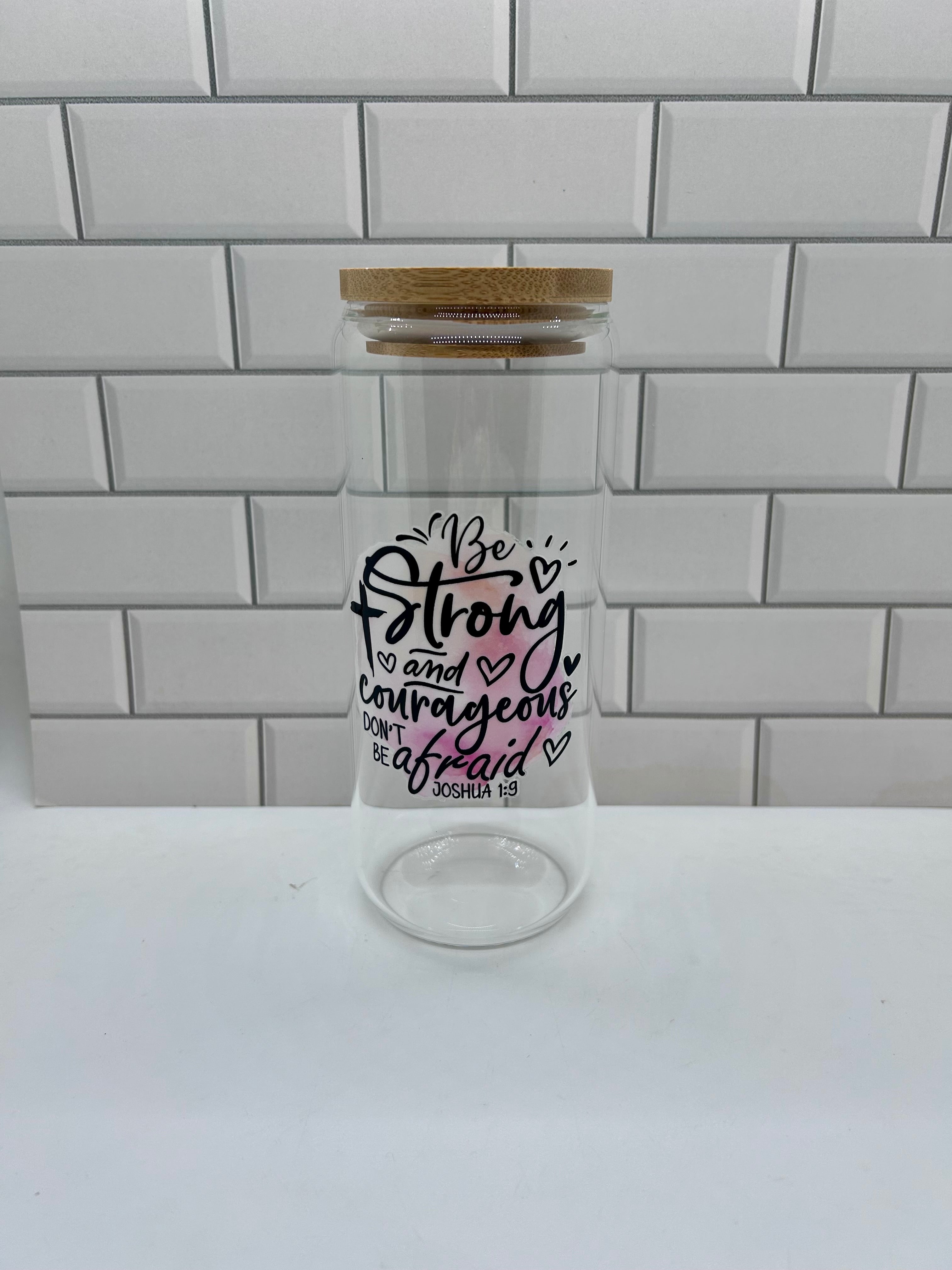 Gobelet en verre de 20 oz avec couvercle en bambou et paille en verre, motif inspirant