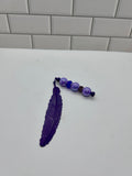 Marque-page en métal avec plume et perles - Violet