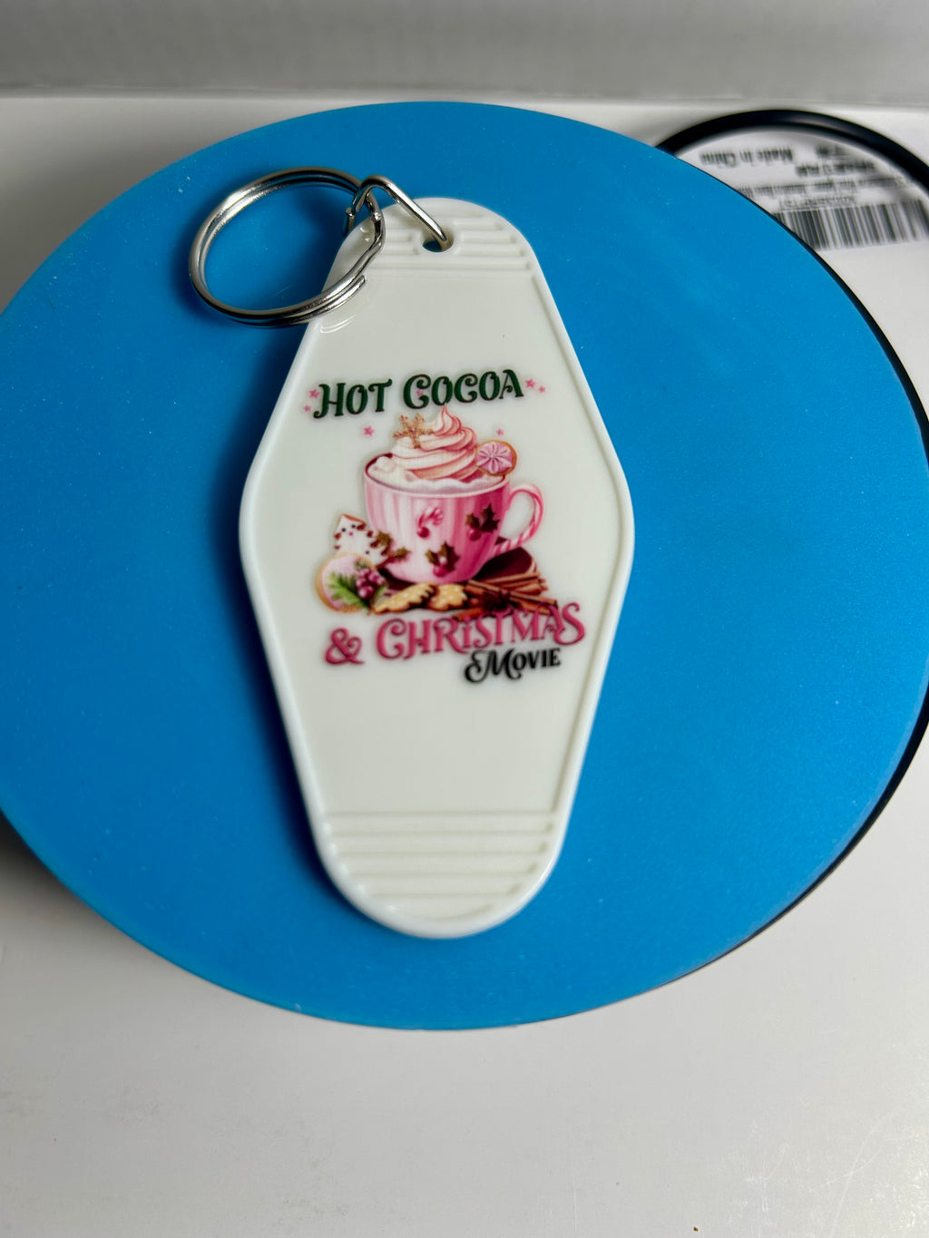 Retro Style Motel Keychain With Christmas Design