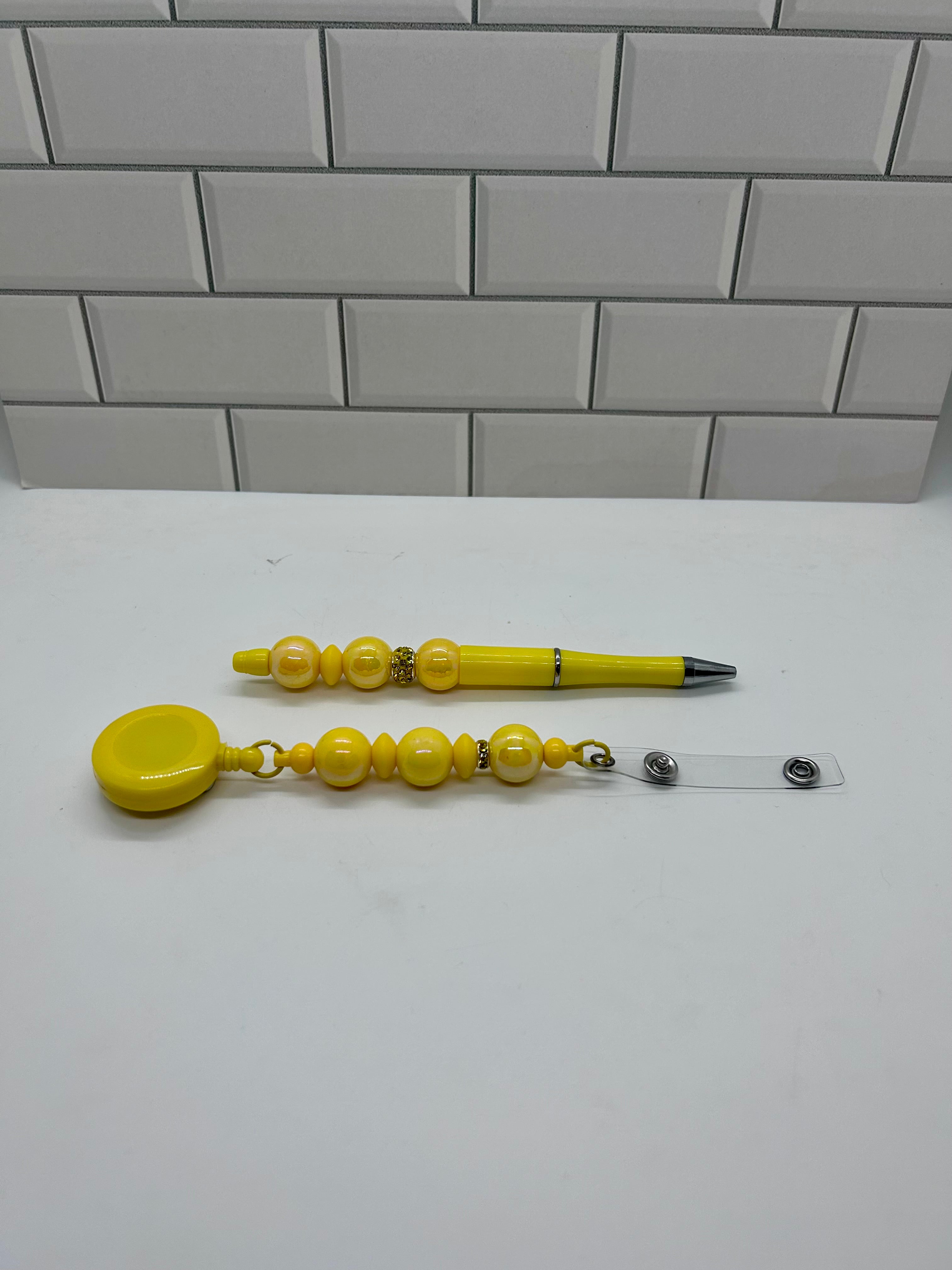 Beaded Badge Reel with Matching Beaded Pen-Yellow
