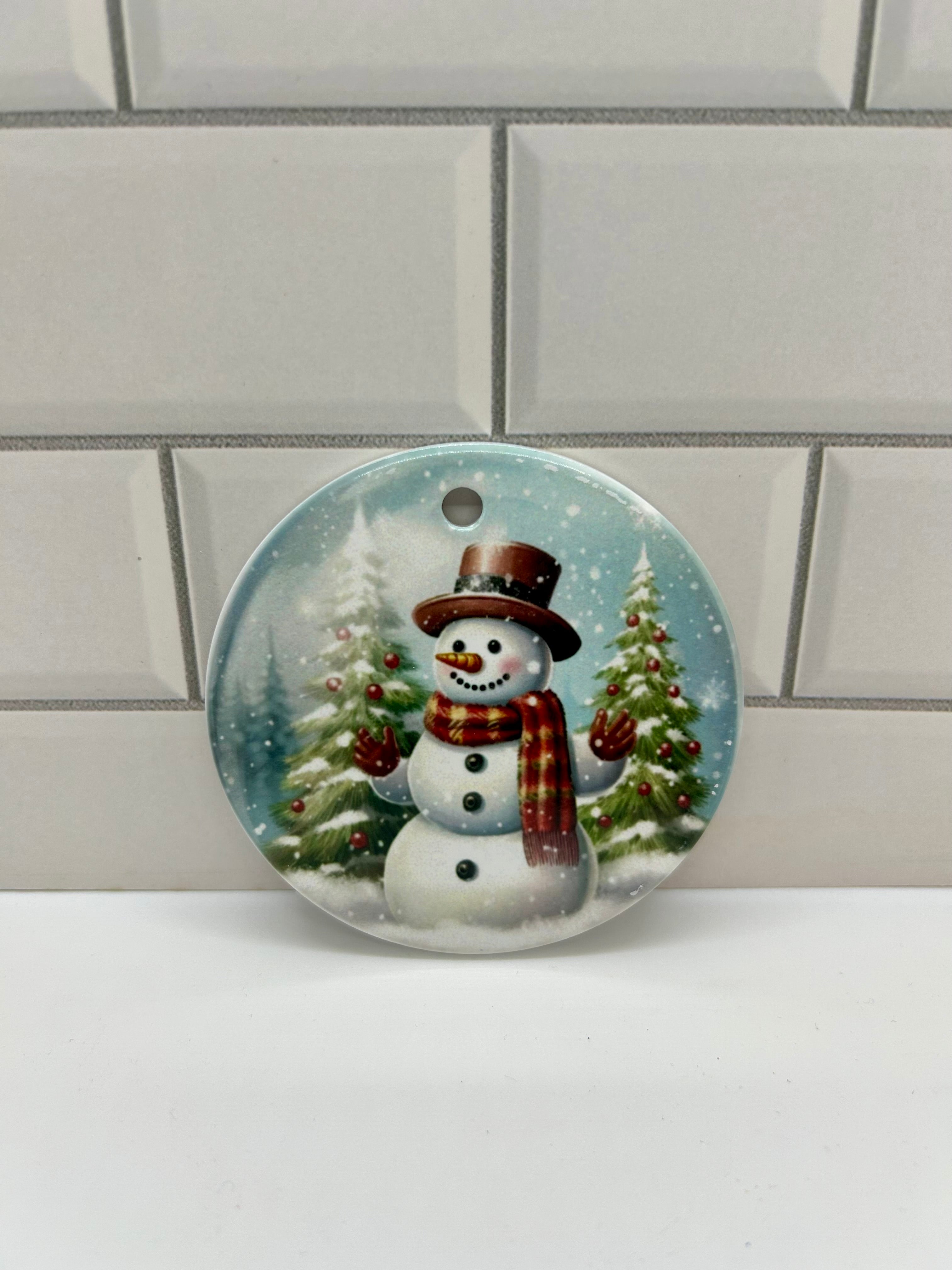 Ornement de Noël en céramique 3x3 pouces avec un motif magnifique