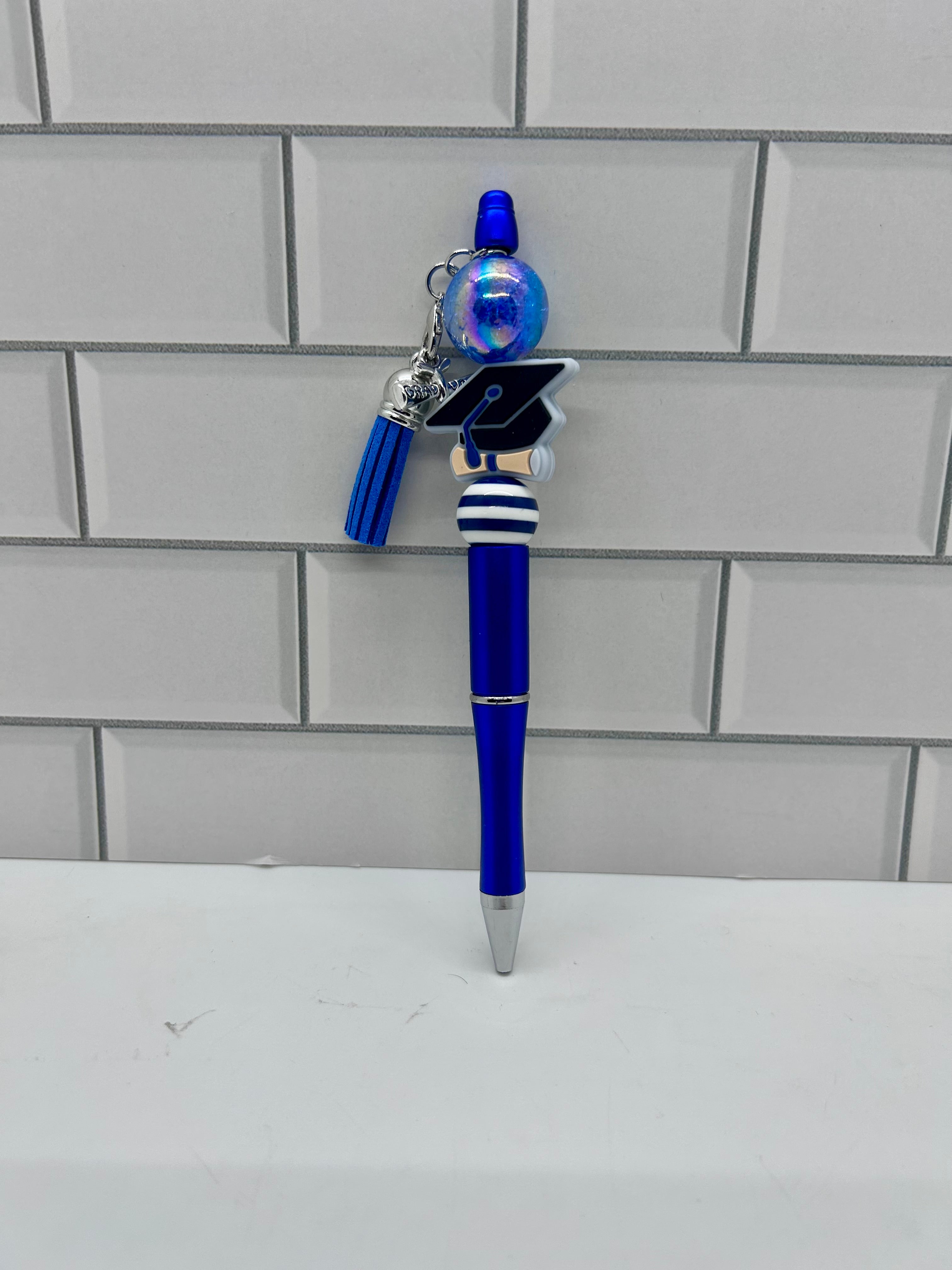 Stylos à bille perlés - Bleus avec thème de remise de diplôme