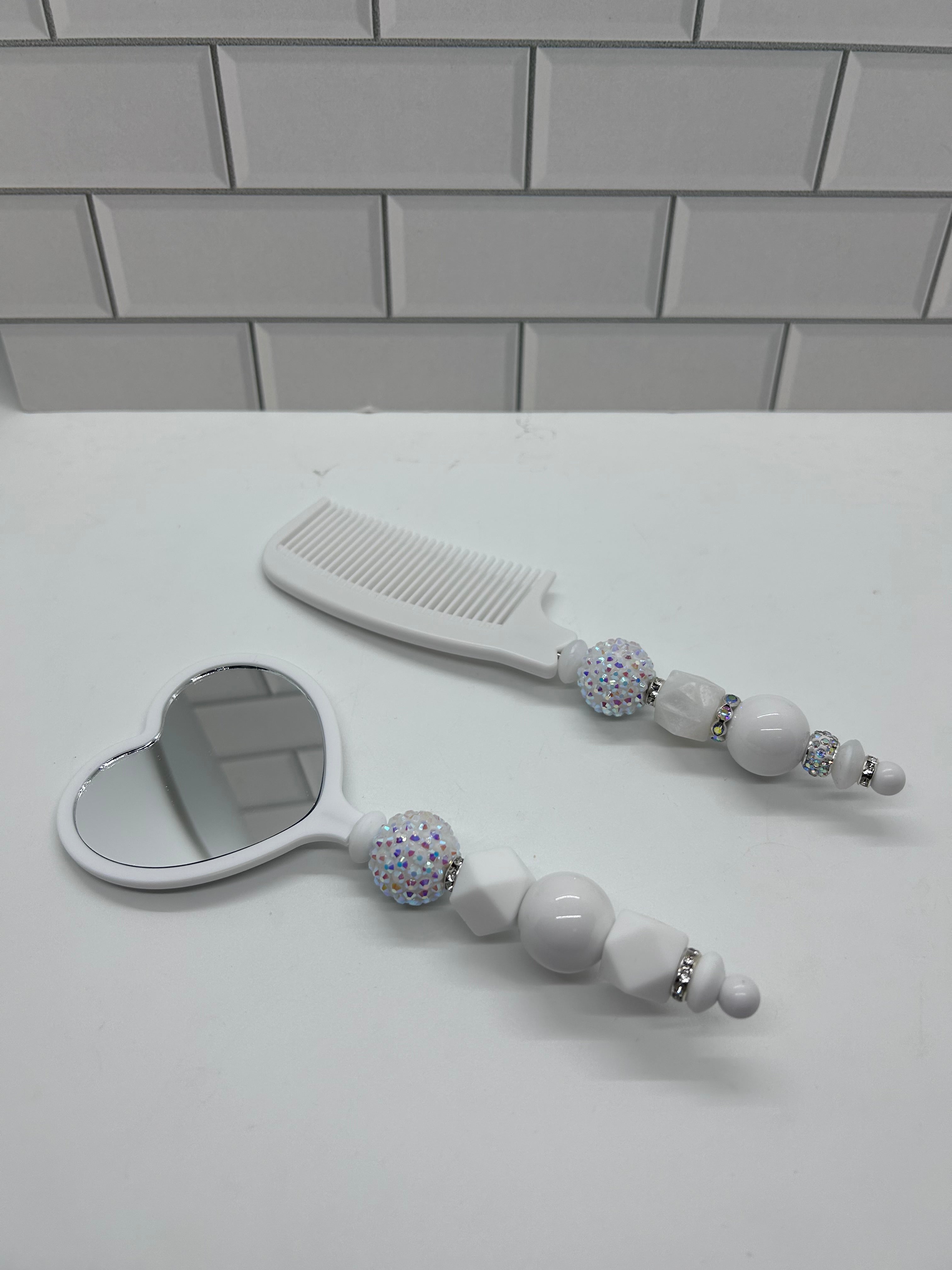 Beaded Comb & Mirror Set-White