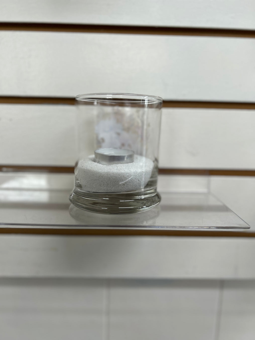 Photophore en verre-Personnalisé avec les sables blancs, des galets clairs ou des roches bleues, livré avec 2 bougies chauffe-plat