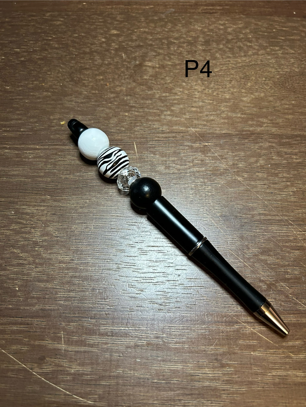 Stylos magnifiquement décorés