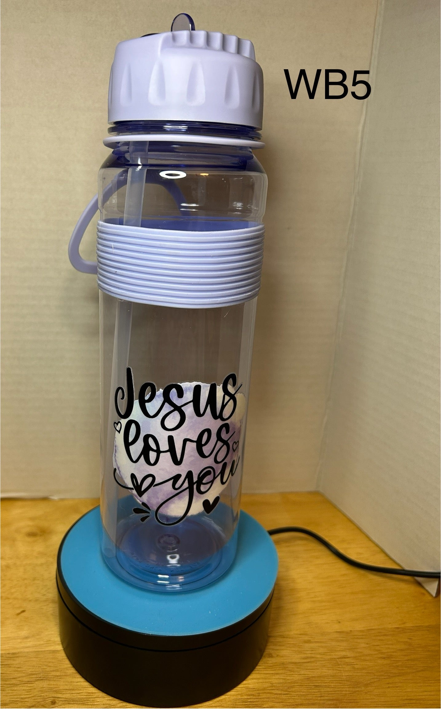 Bouteille d'eau en plastique de 887 ml avec anse et paille, au design élégant