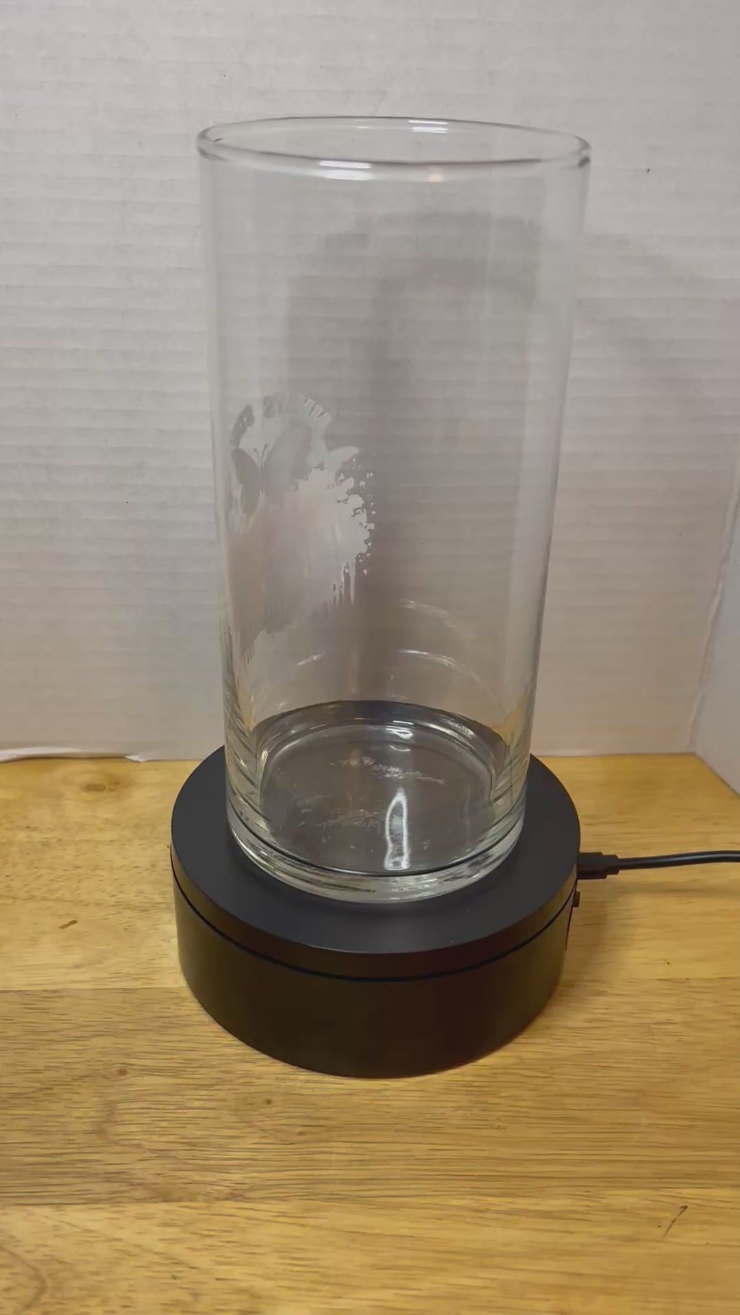 Vase en Verre au Beau Design, 18,4 cm
