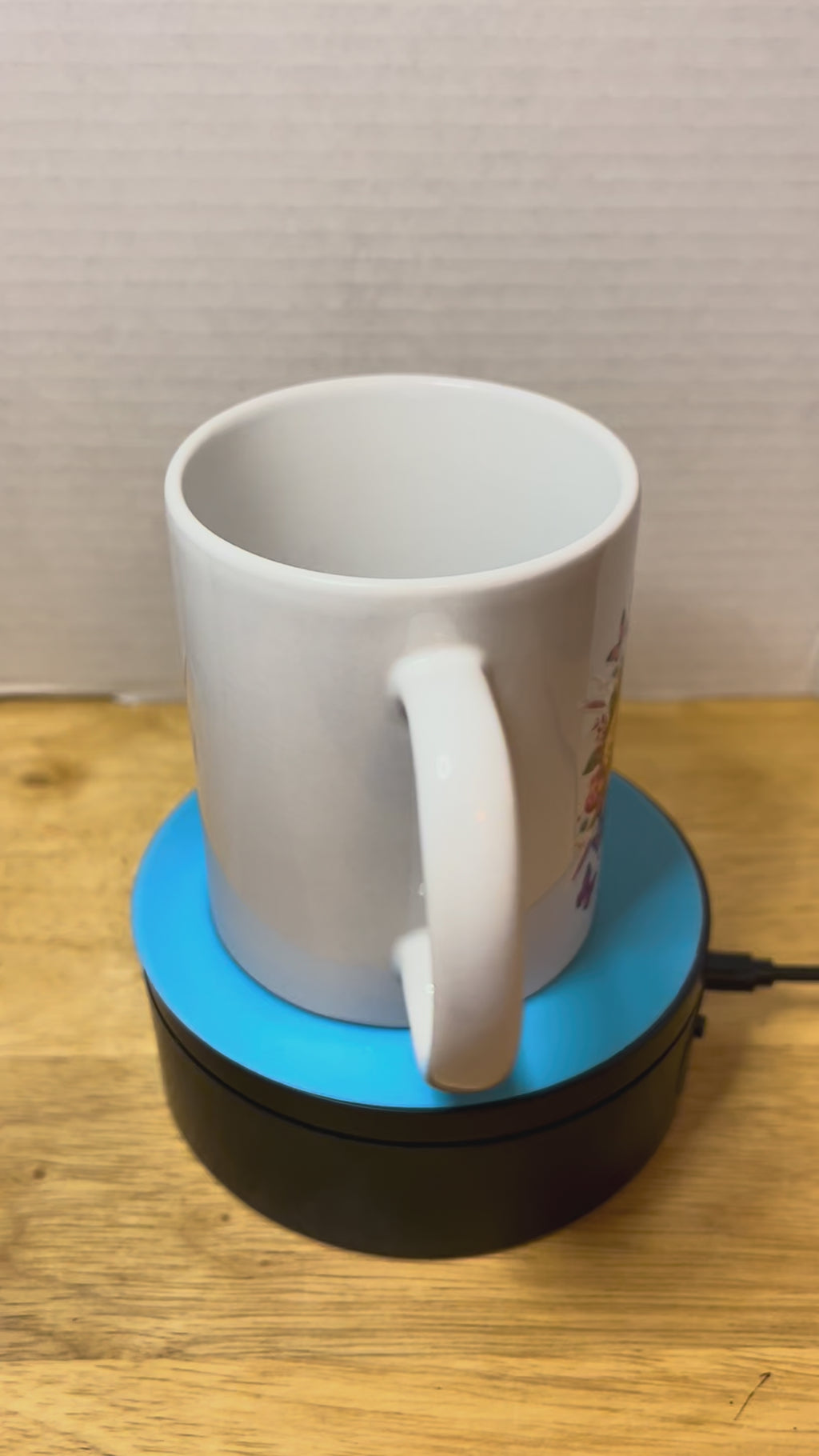 11 oz Ceramic Coffee Mug featuring a Beautiful Design, Left Hand Sided Handle